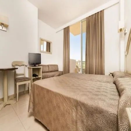 Garbi Hotel 4*